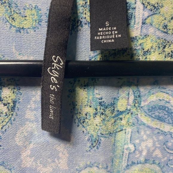 Skye's the Limit Pastel Patterned Blouse - Picture 5 of 7